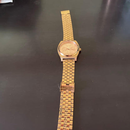 NIXON Gold Model Analog Men's Watch — Japanese