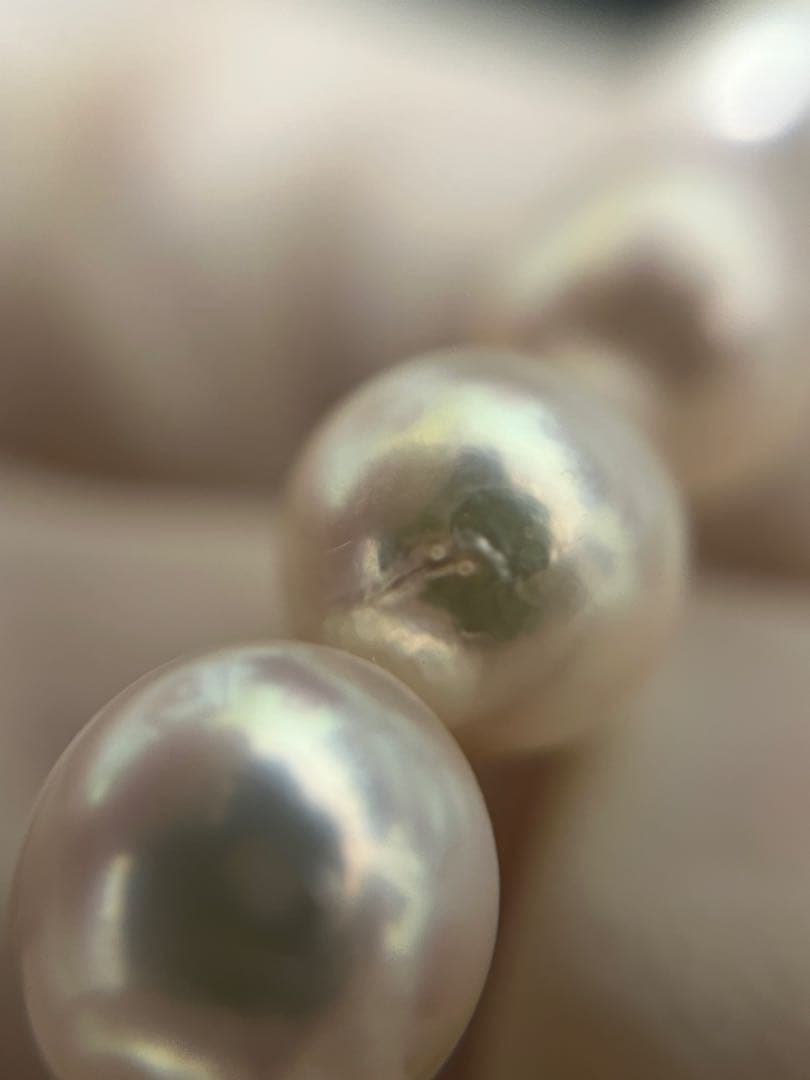 Akoya pearl necklace with 7.4mm pearls, 41cm length, displayed on a white background