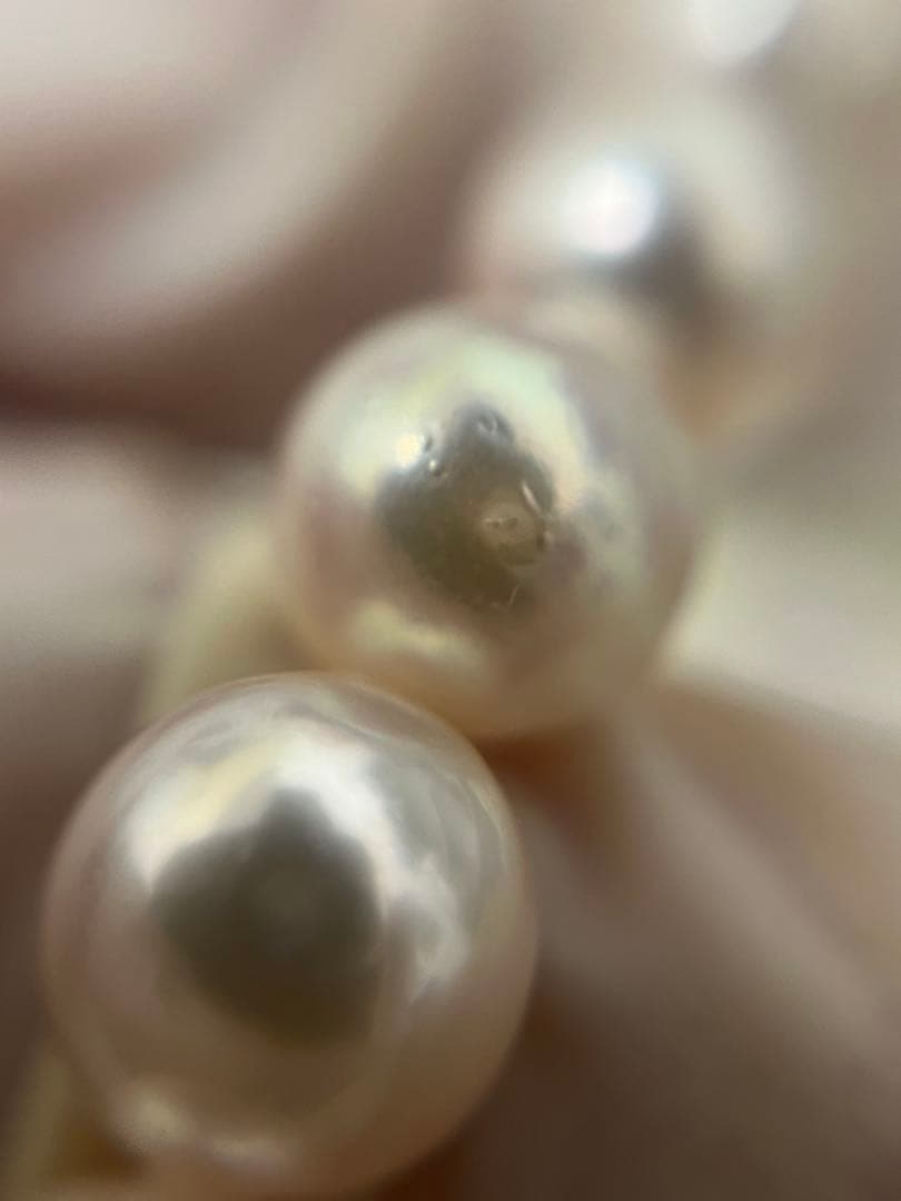 Akoya pearl necklace with 7.4mm pearls, 41cm length, displayed on a white background