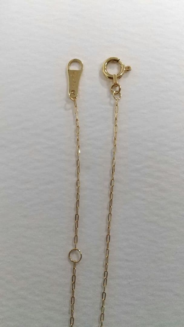 Agete 18K gold diamond necklace with 40cm adjustable chain and 13mm motif