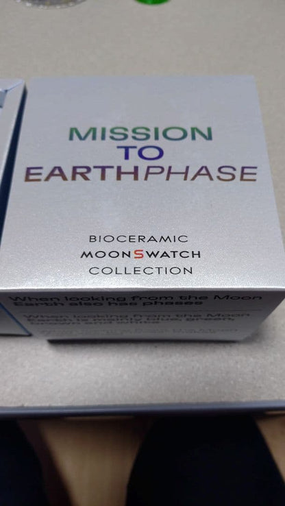 swatch OMEGA Mission to Earth Quartz Men's — Japanese