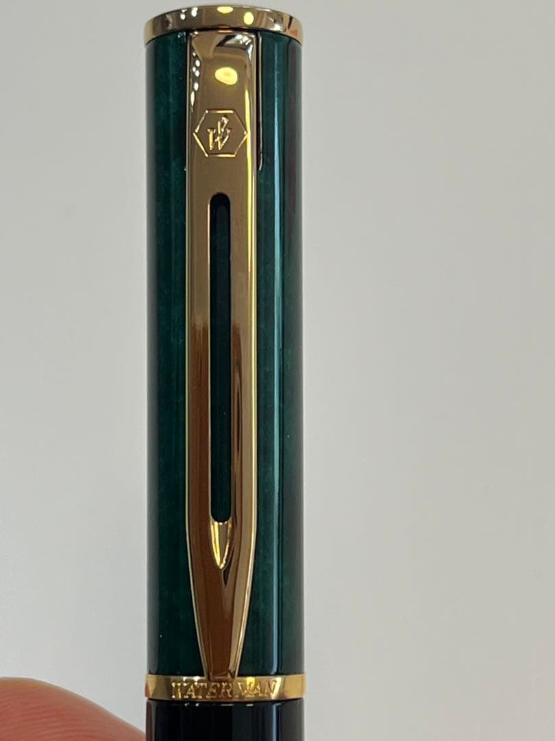 WATERMAN LeRoure fountain pen in green resin with gold nib shown from side angle