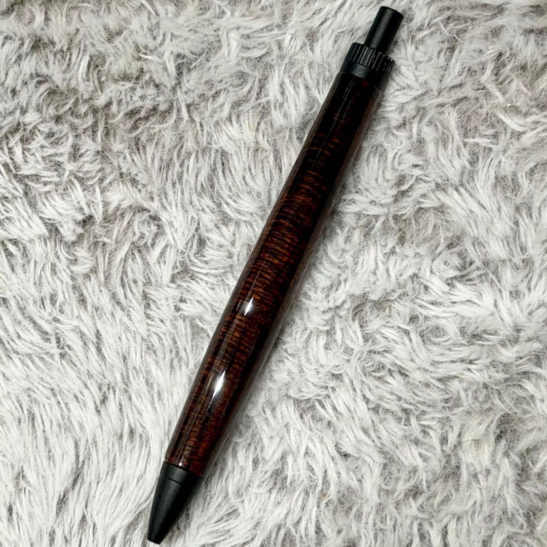 Siamese Rosewood Pen with Wood Grain Finish and Micro-Chatoyance — Japan Import
