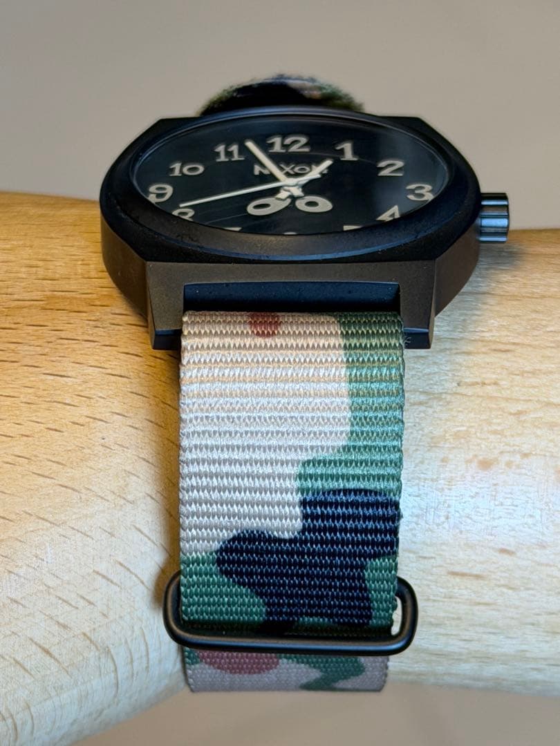 NIXON 花井祐介 コラボ Analog Men's Watch — Japanese