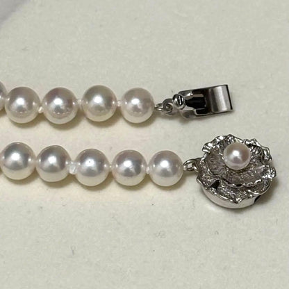 Akoya genuine pearl necklace approximately 42cm long with 6.0-6.5mm round white pearls