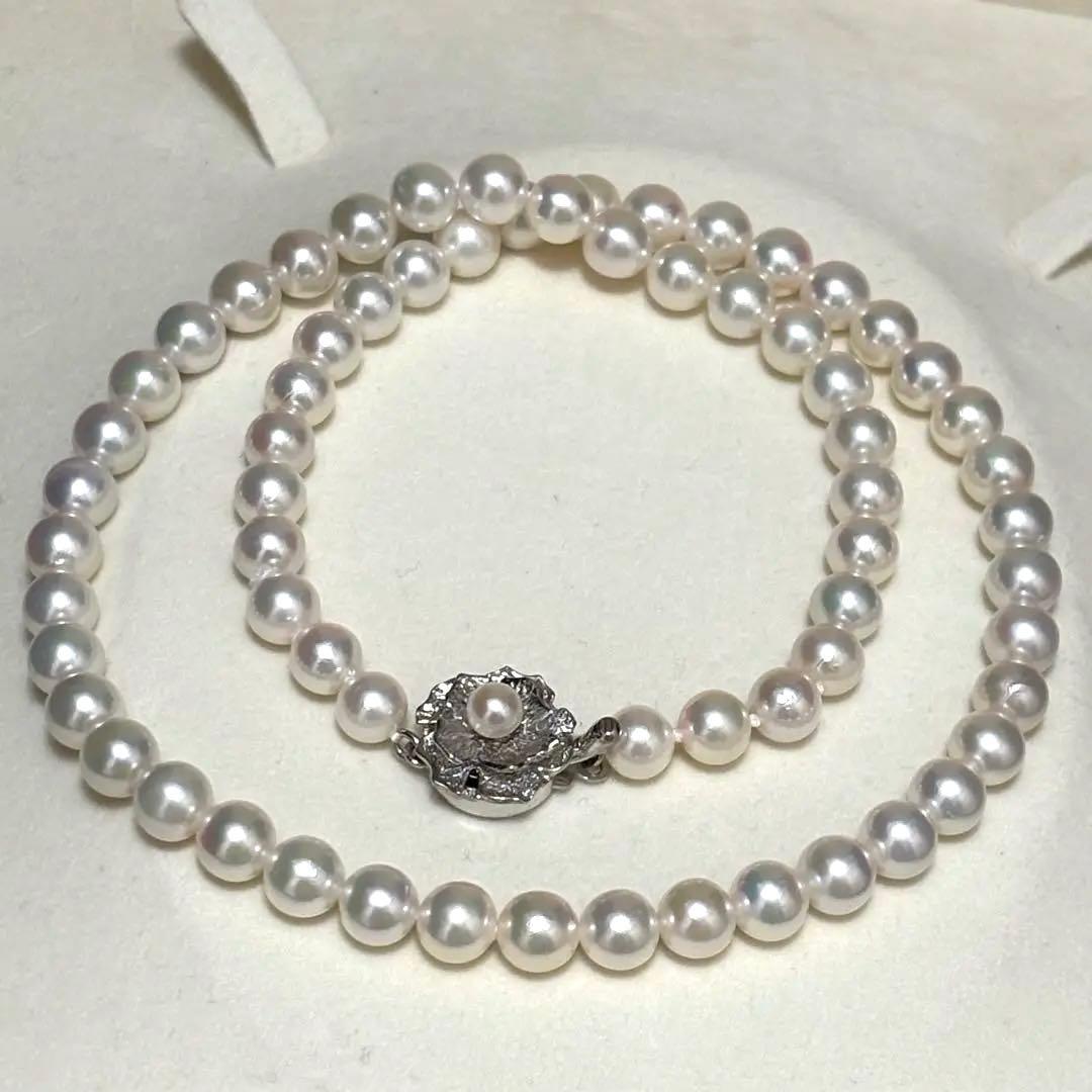Akoya genuine pearl necklace approximately 42cm long with 6.0-6.5mm round white pearls