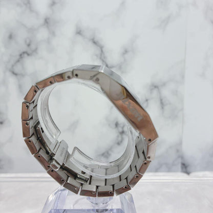 NIXON THE ROTOLOG Quartz Men's Watch — Japanese