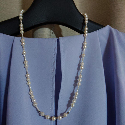 K18WG Akoya Pearl Baby Pearl and Akoya Keshi Pearl Necklace with white pearls and adjustable clasp