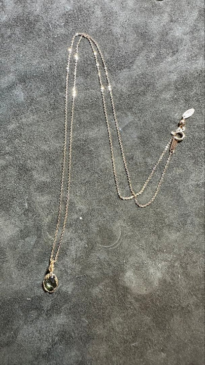 Agete K10 gold necklace set with tourmaline pendant and small diamonds on a 50 cm chain