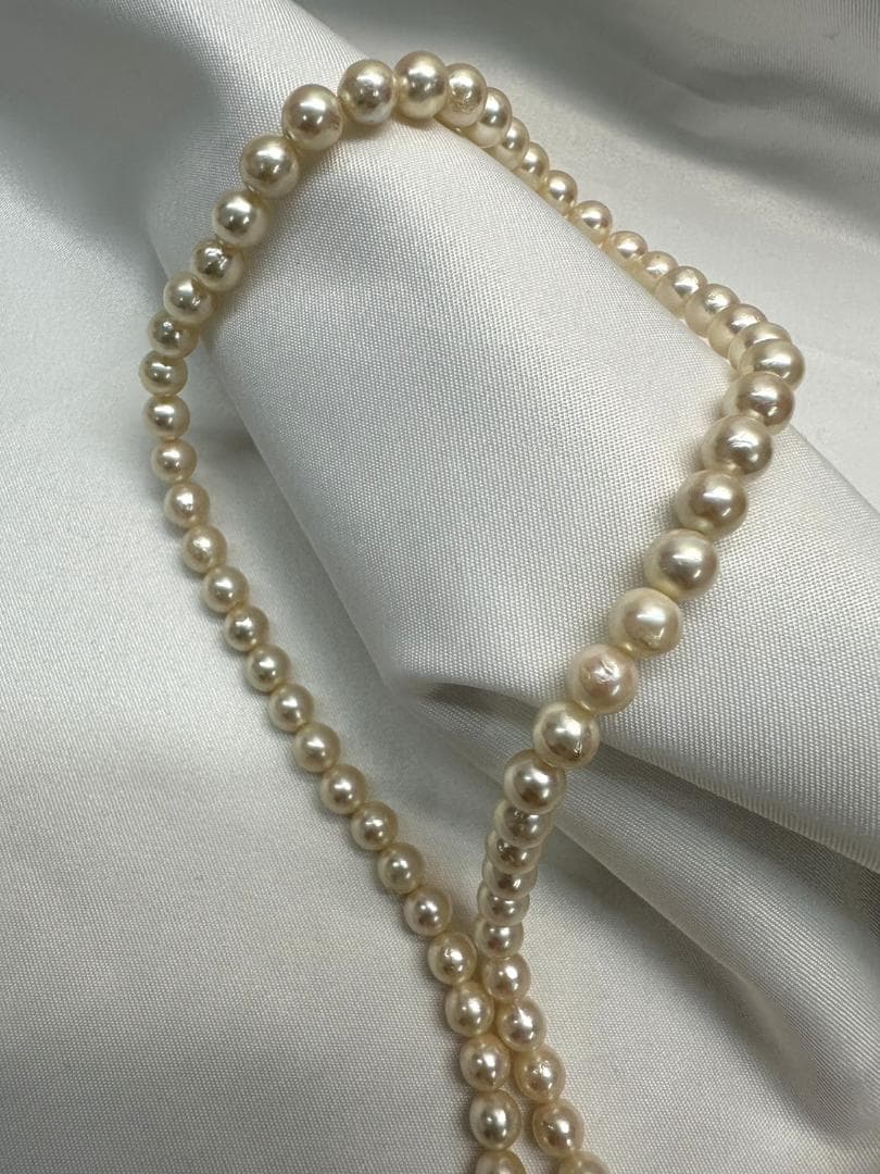 Akoya genuine pearl necklace with 6.2mm pearls and silver engraved clasp with safety feature