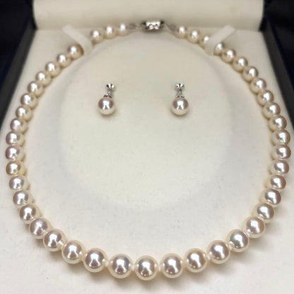 Large Akoya pearl necklace and matching earrings with white round pearls and silver stamp, 8.5mm size, 43cm length
