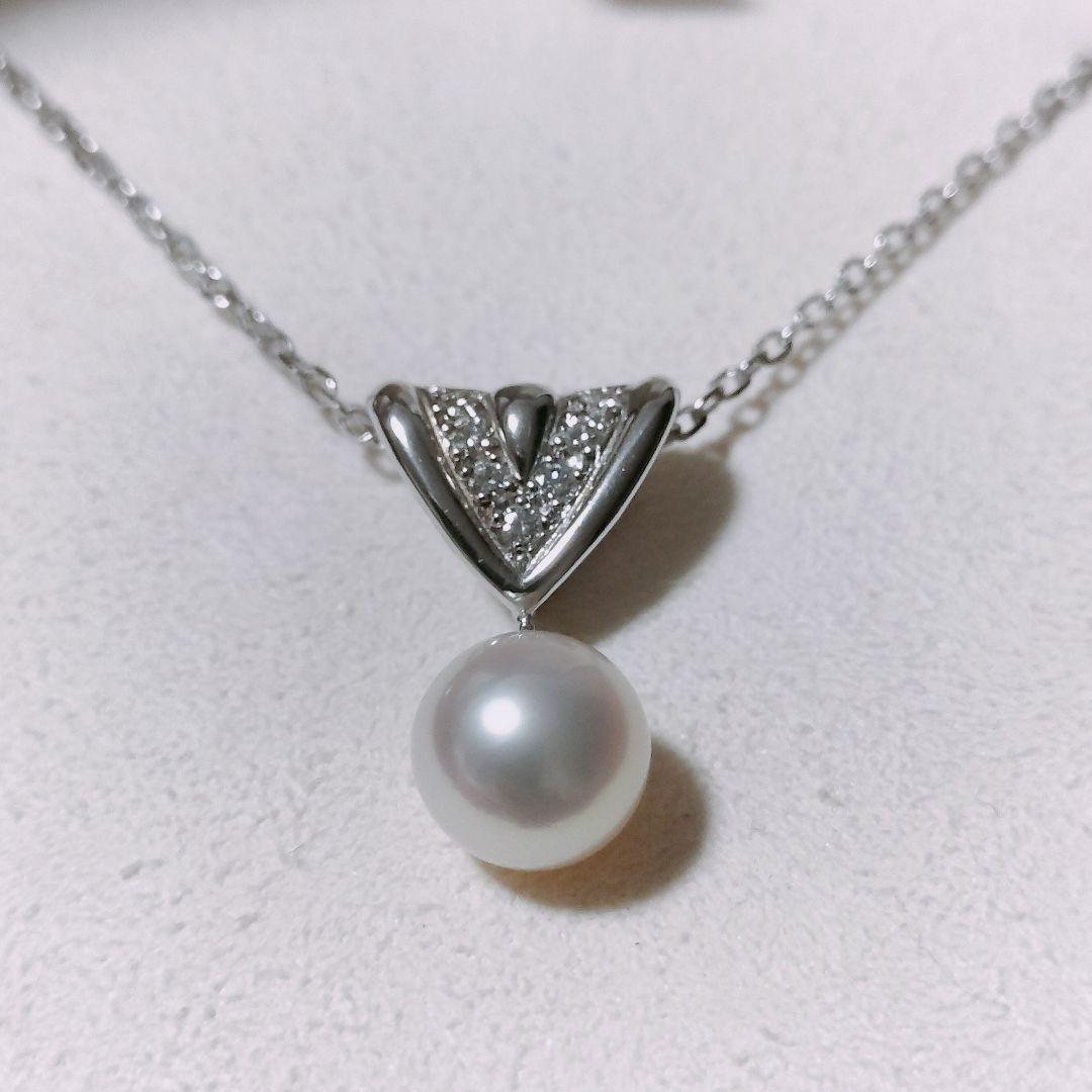Mikimoto diamond and Akoya pearl necklace in 18K white gold with 7.8mm pearls and clasp markings