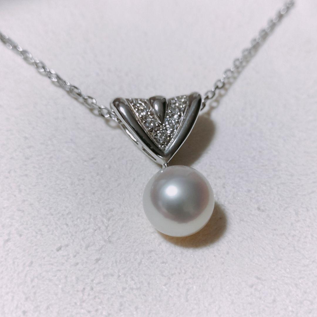 Mikimoto diamond and Akoya pearl necklace in 18K white gold with 7.8mm pearls and clasp markings