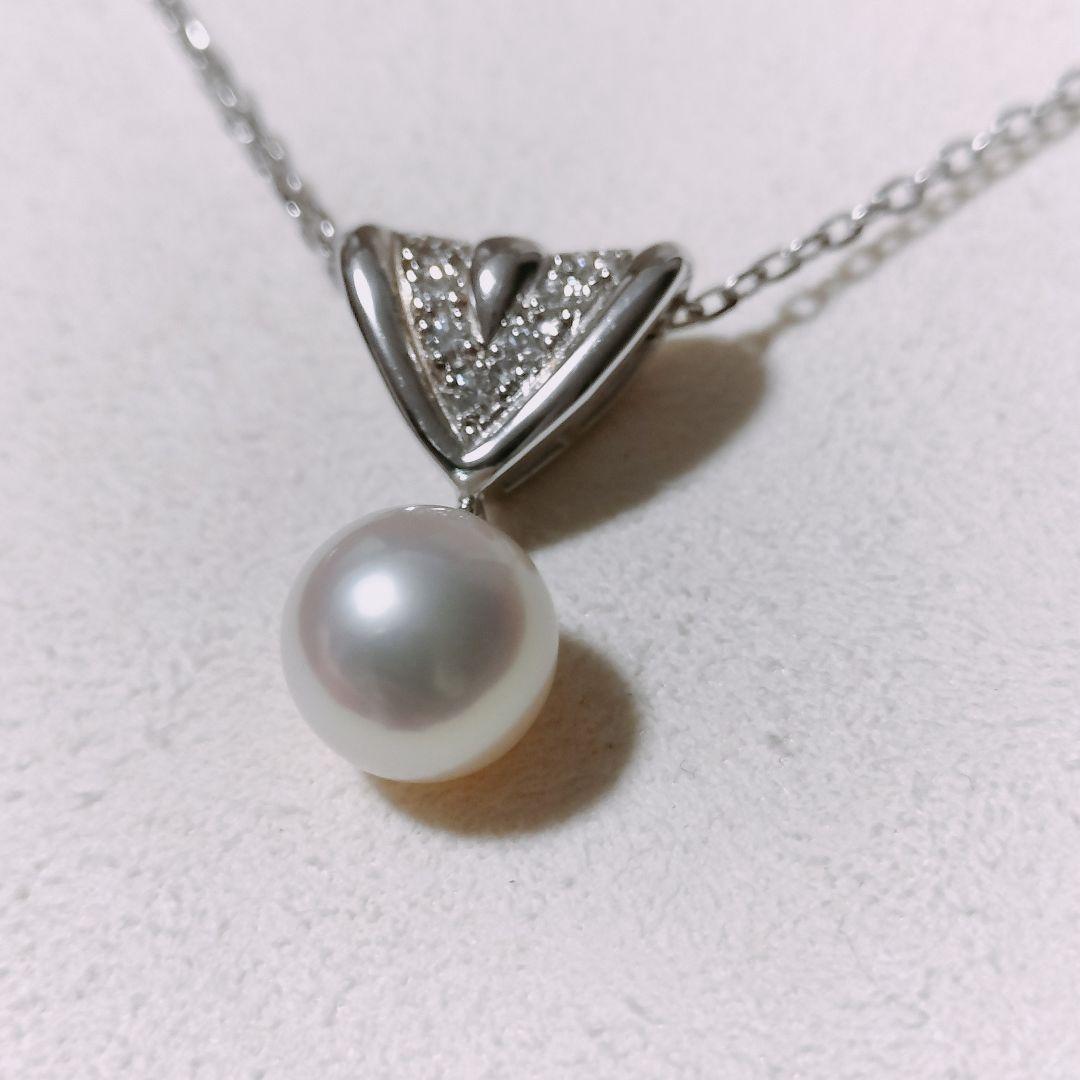 Mikimoto diamond and Akoya pearl necklace in 18K white gold with 7.8mm pearls and clasp markings