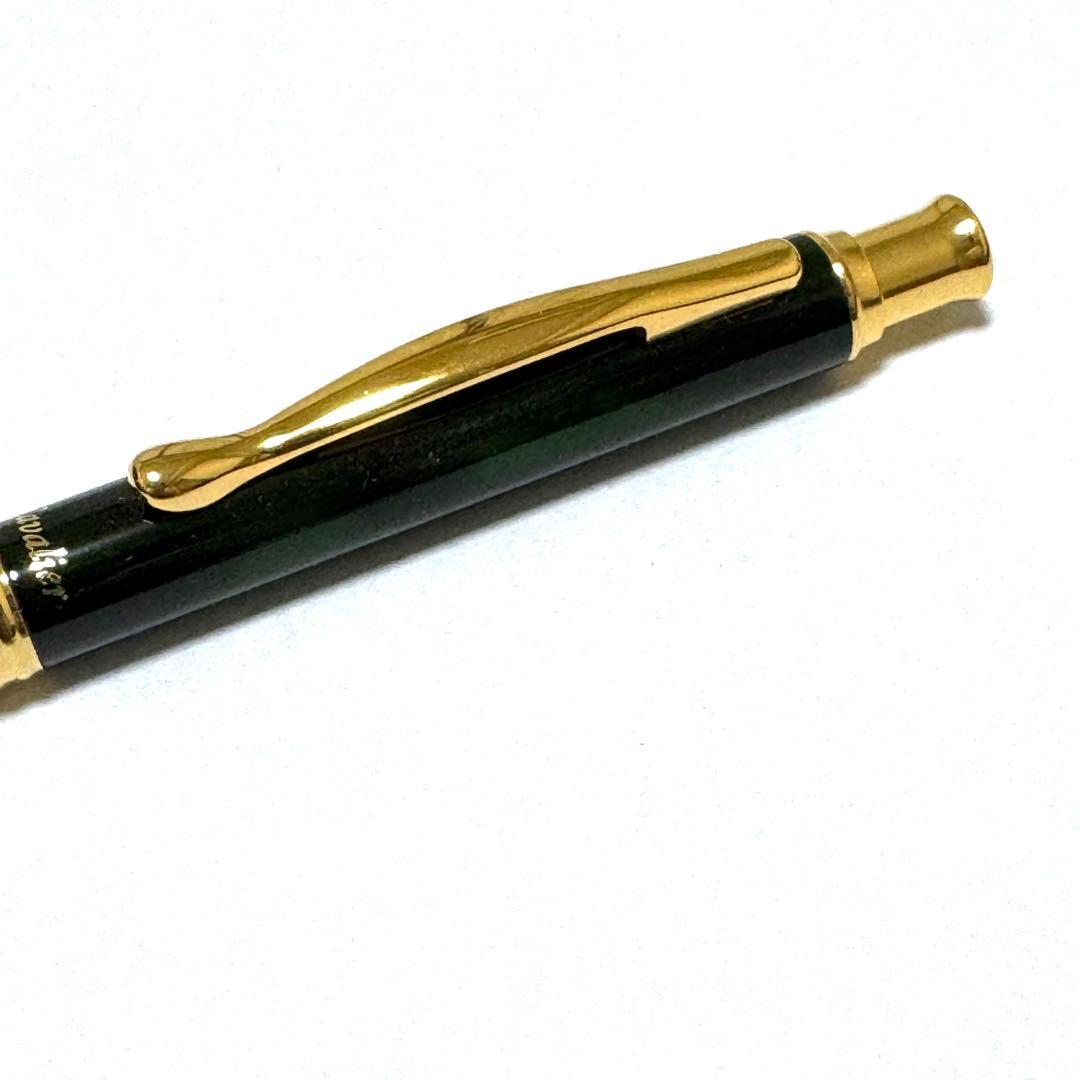Rare discontinued Pilot Cavalier mechanical pencil with green body, gold clip, 0.5mm lead, and included case