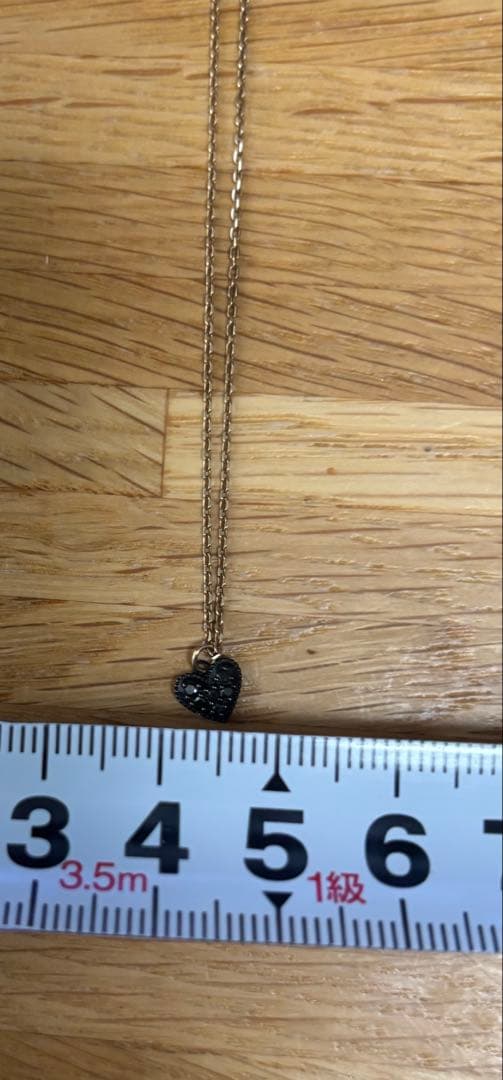 Agate heart-shaped black diamond necklace with 0.04ct stone set in K10 yellow gold
