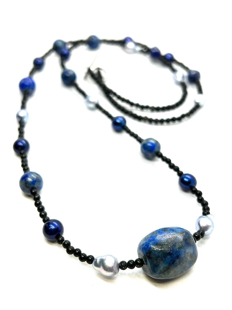 Akoya pearl necklace with large gray lapis lazuli beads on a black tourmaline chain, 80cm length