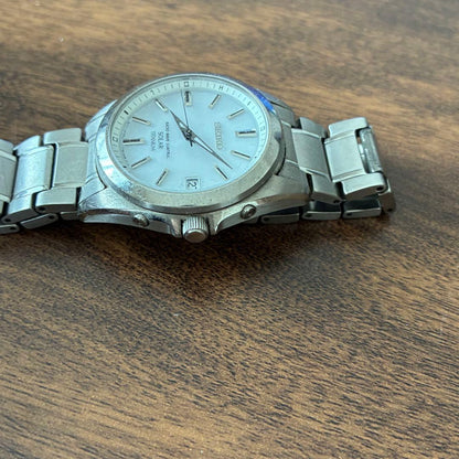 SEIKO V157-0BX0 Solar Men's Watch — Japanese