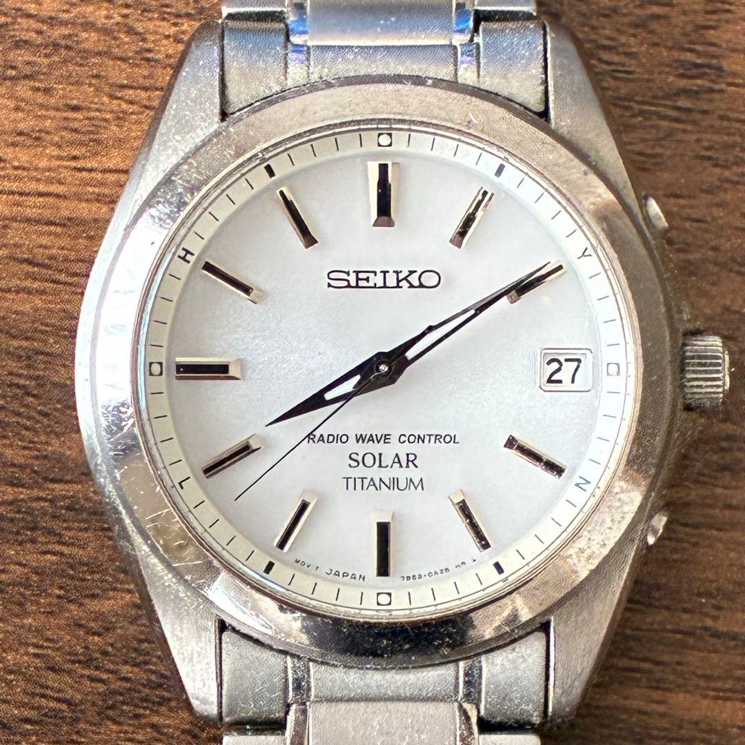 SEIKO V157-0BX0 Solar Men's Watch — Japanese
