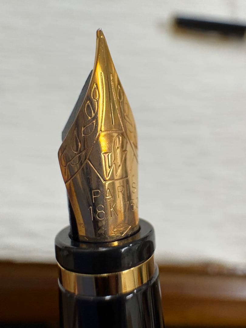 Waterman fountain pen with 18K gold nib and converter, made in France, shown in used condition