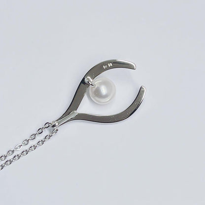 Mikimoto pearl necklace pendant with 6.3mm pearls on a 40cm silver chain