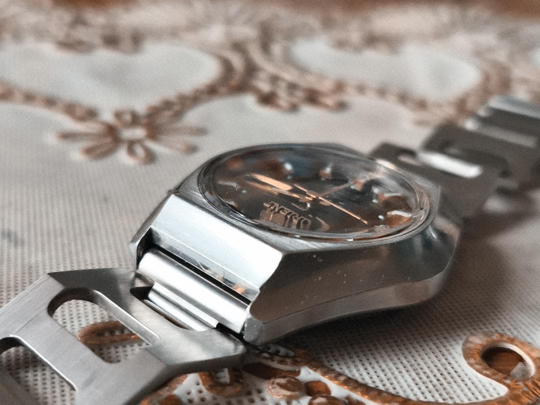 ORIENT 70s ORIENT Hexagon Case Automatic Men's Watch — Japanese