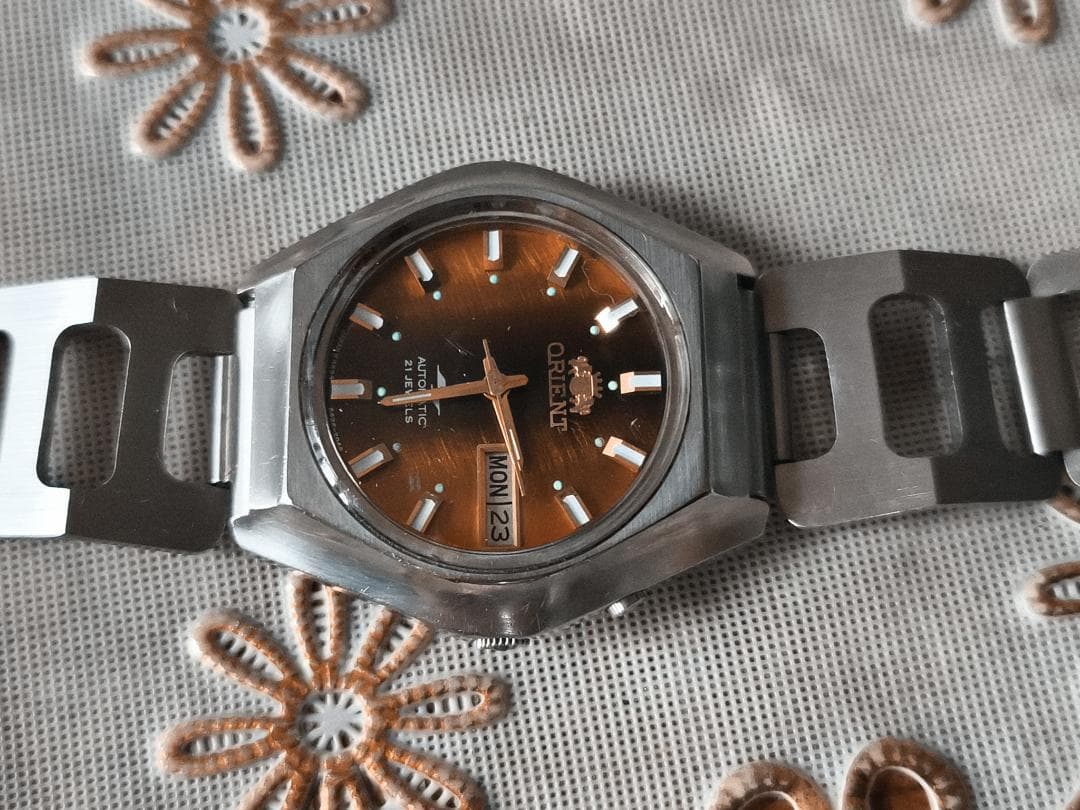 ORIENT 70s ORIENT Hexagon Case Automatic Men's Watch — Japanese