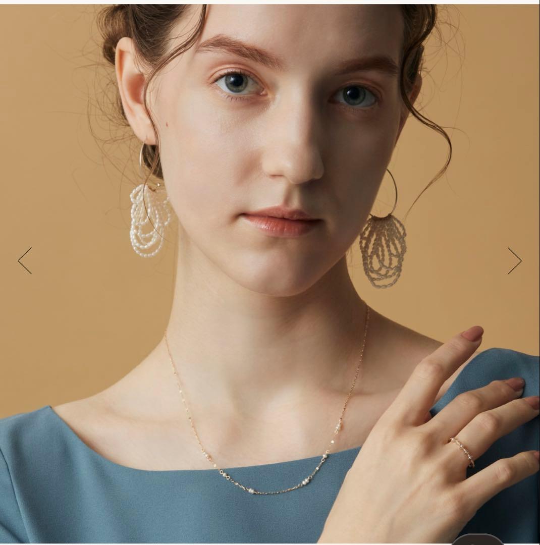 Agete pearl necklace with 45 cm length featuring lustrous white pearls on a delicate chain