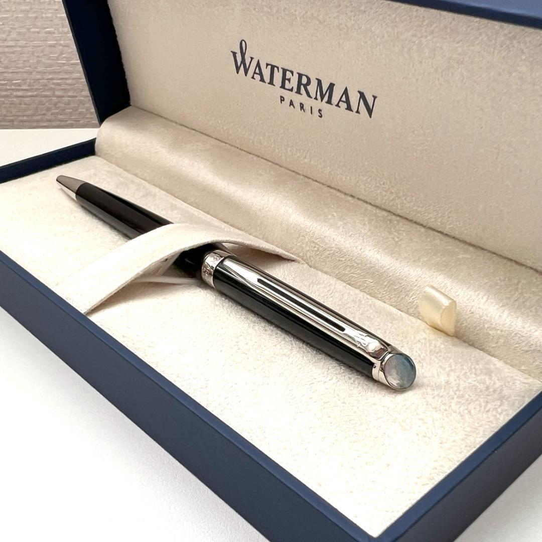 WATERMAN Metropolitan Essential Matte Black CT ballpoint pen with fine tip and sleek matte black finish