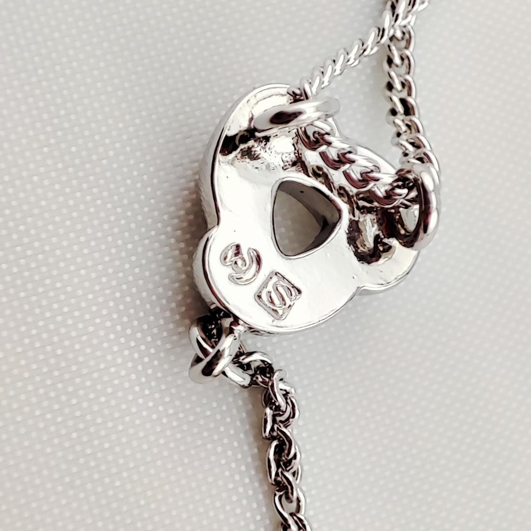 Tasaki pearl pendant necklace with 6-7mm white pearl on a sterling silver chain length 38-42cm