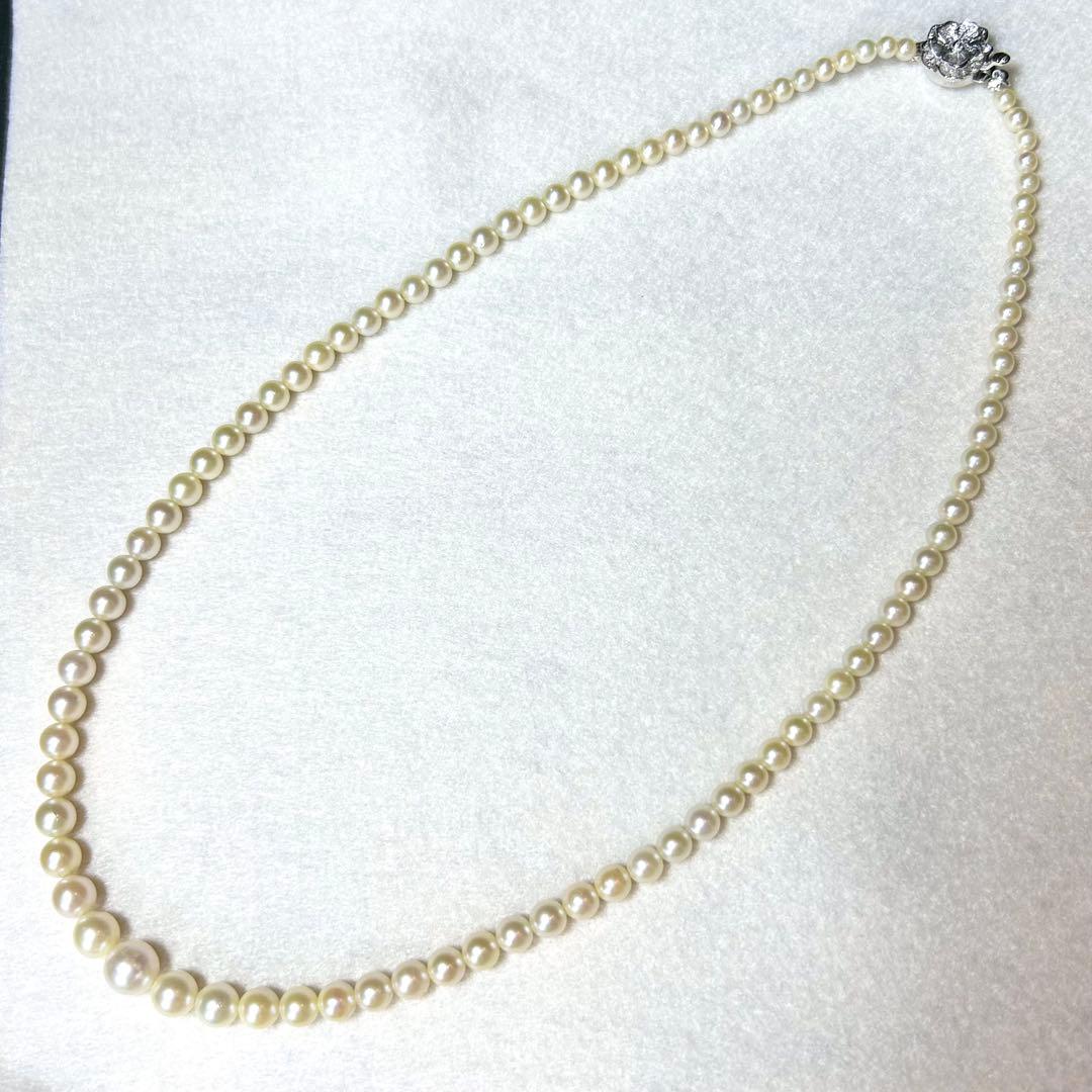 Akoya pearl necklace featuring gradation pearls sized 7.6 to 3.4 mm, 45 cm (17.7 in) length