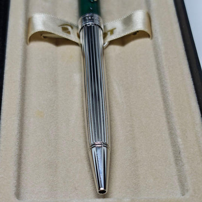 Unused Pilot Grand Se Rhodium Combo green ballpoint pen with rhodium accents and green barrel