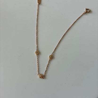 Agate K10 Gold Bracelet featuring delicate diamonds on a fine gold chain