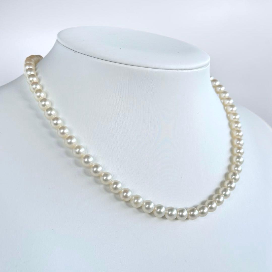 Highest Grade Mikimoto Hanadama Akoya Pearl Necklace with 5.5-6mm round pearls and silver clasp