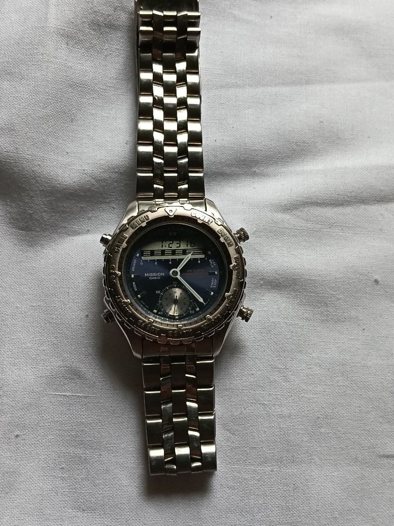 CASIO MIS−103 Digital Men's Watch — Japanese