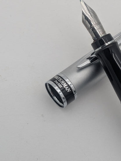 WATERMAN Expert Fountain Pen M6② with gold accents and fine nib in plastic body