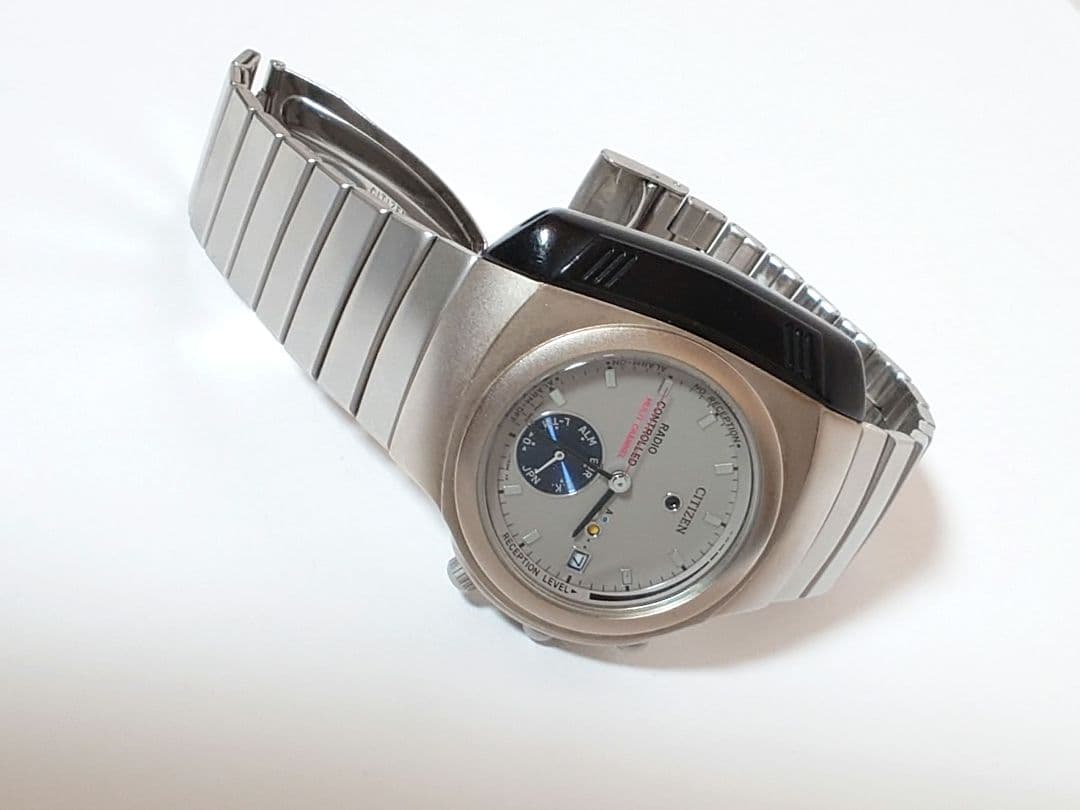 Citizen 8410-C70112 Solar Men's Watch — Japanese