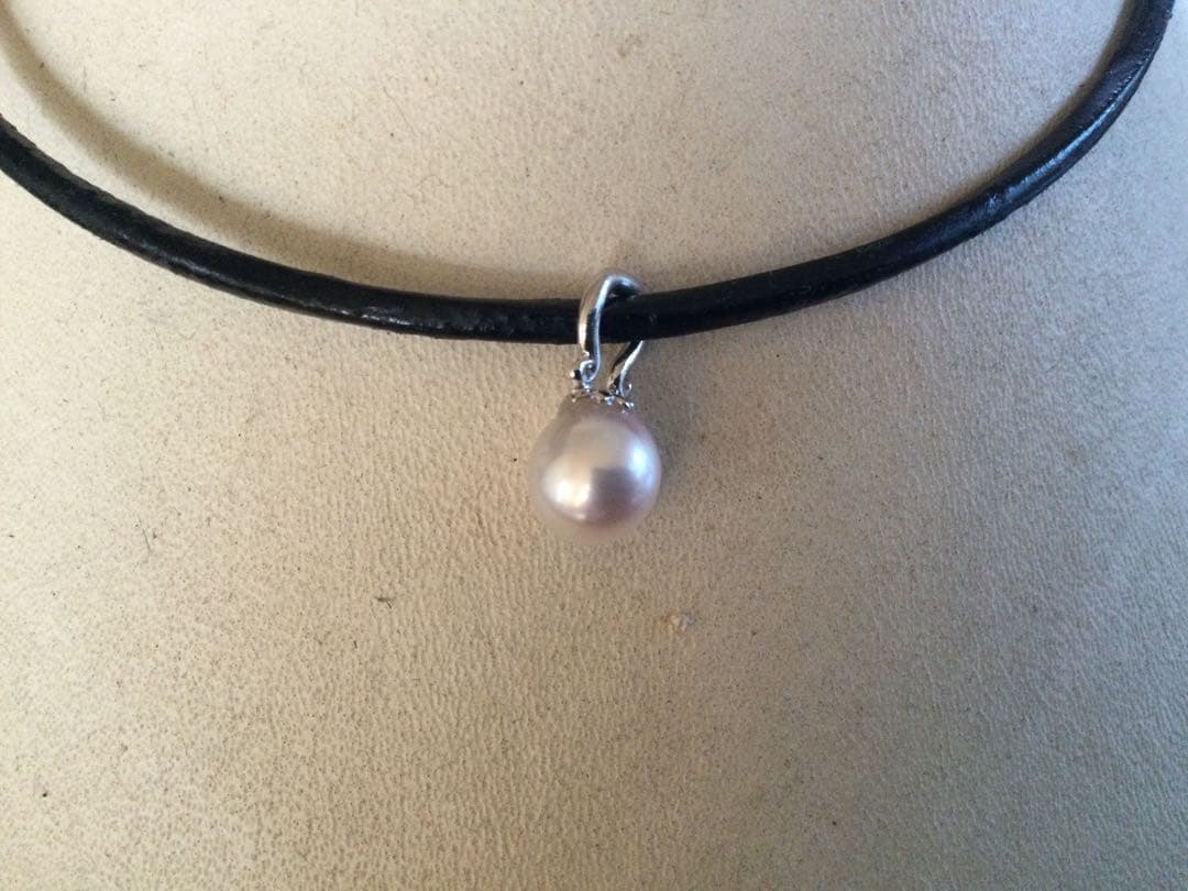 New Akoya genuine 8mm pearl pendant necklace with 3mm K18 gold chain 42cm long