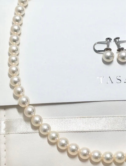 Tasaki Akoya pearl necklace and matching earrings set with 7.5mm pearls and silver double lock clasp