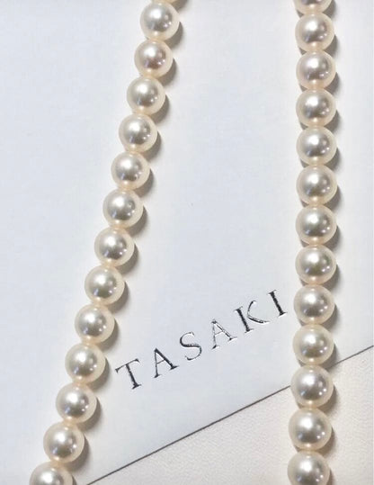 Tasaki Akoya pearl necklace and matching earrings set with 7.5mm pearls and silver double lock clasp
