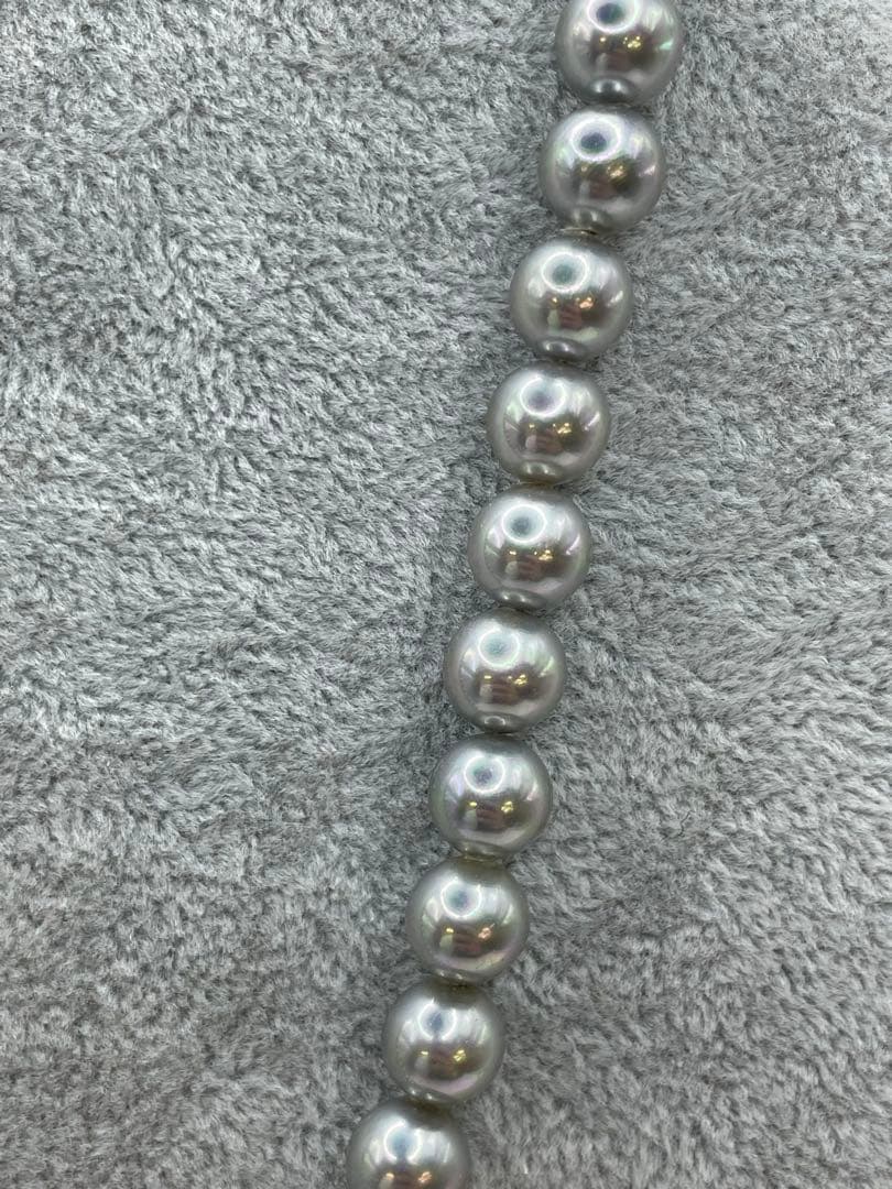 Akoya pearl silver necklace with 8mm natural blue tone gray pearls on a 40cm silver chain