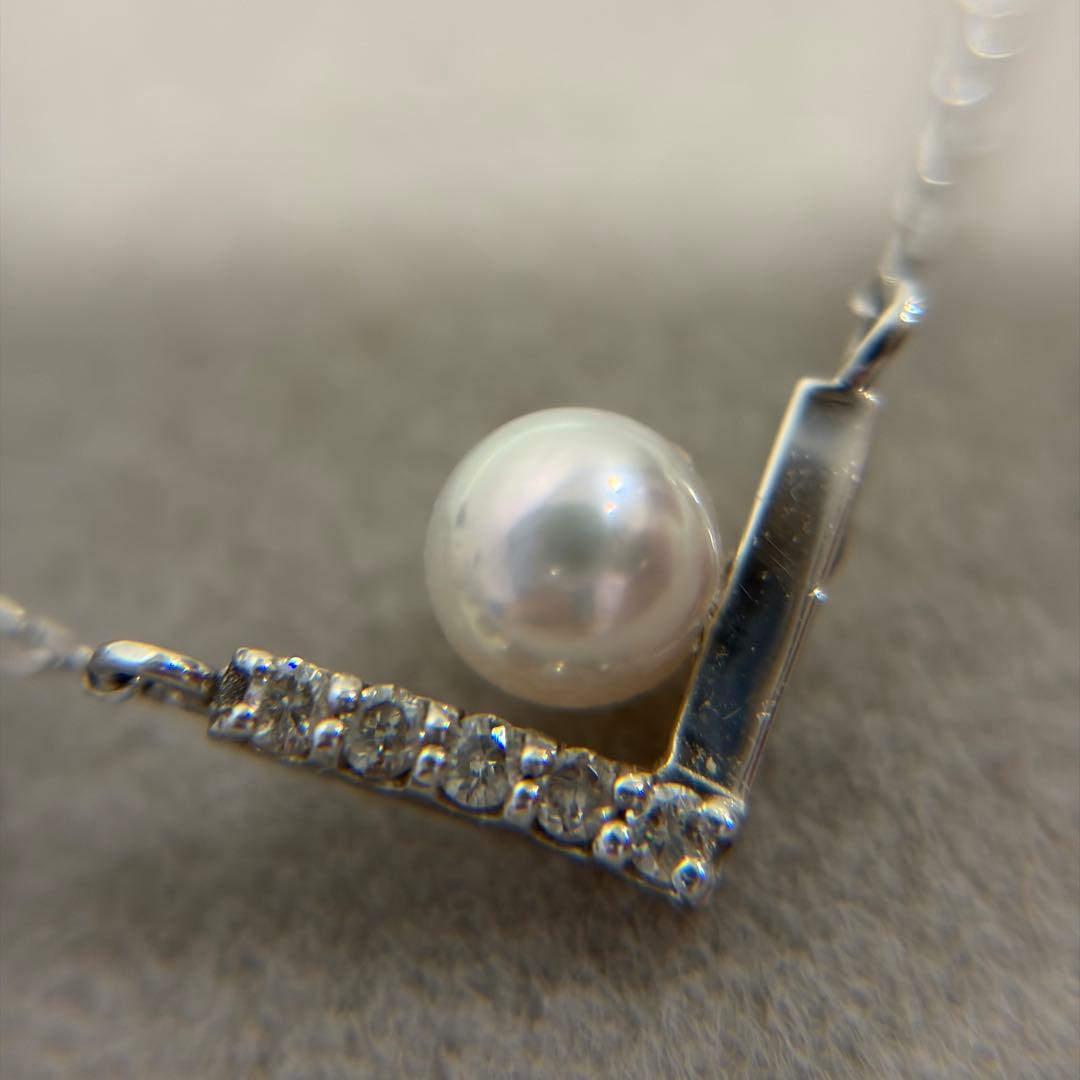 Law Pink Akoya pearl necklace with 0.03ct diamond set in platinum, featuring 3.5-4.0 mm pearls on a 41 cm chain