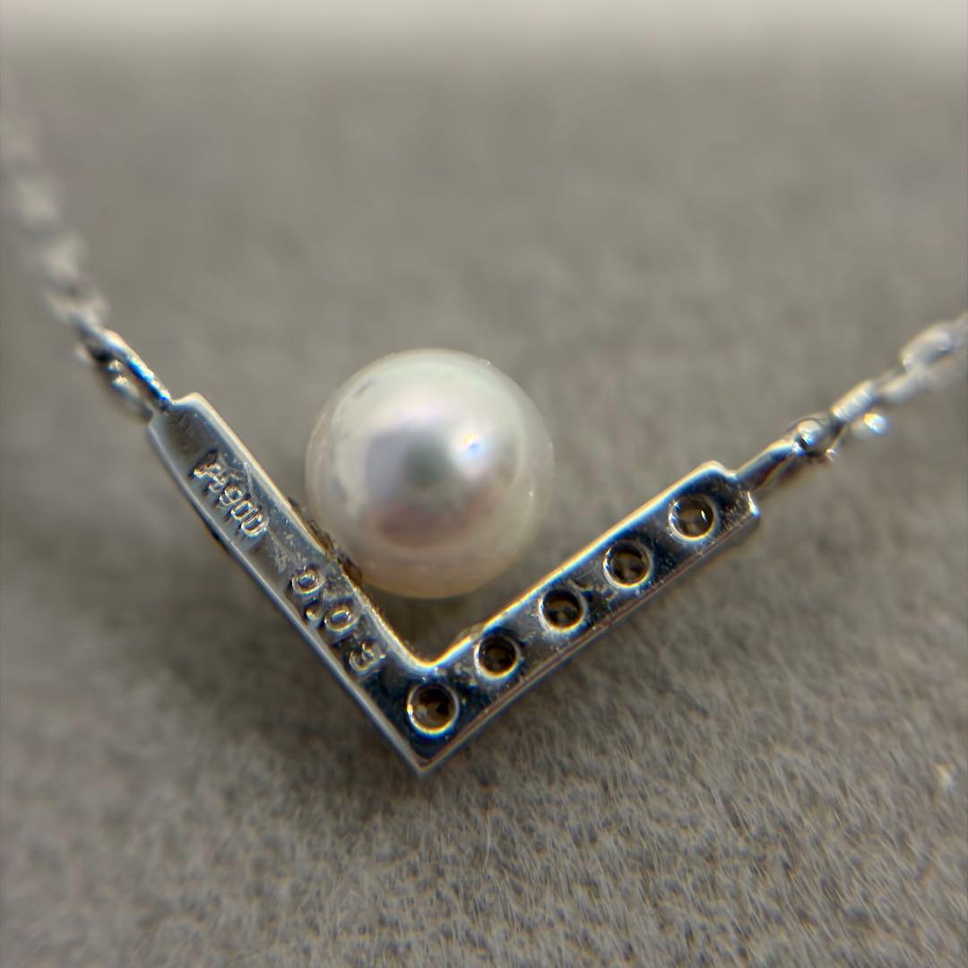 Law Pink Akoya pearl necklace with 0.03ct diamond set in platinum, featuring 3.5-4.0 mm pearls on a 41 cm chain