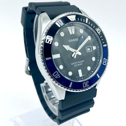 CASIO MDV-107 Quartz Men's Watch — Japanese