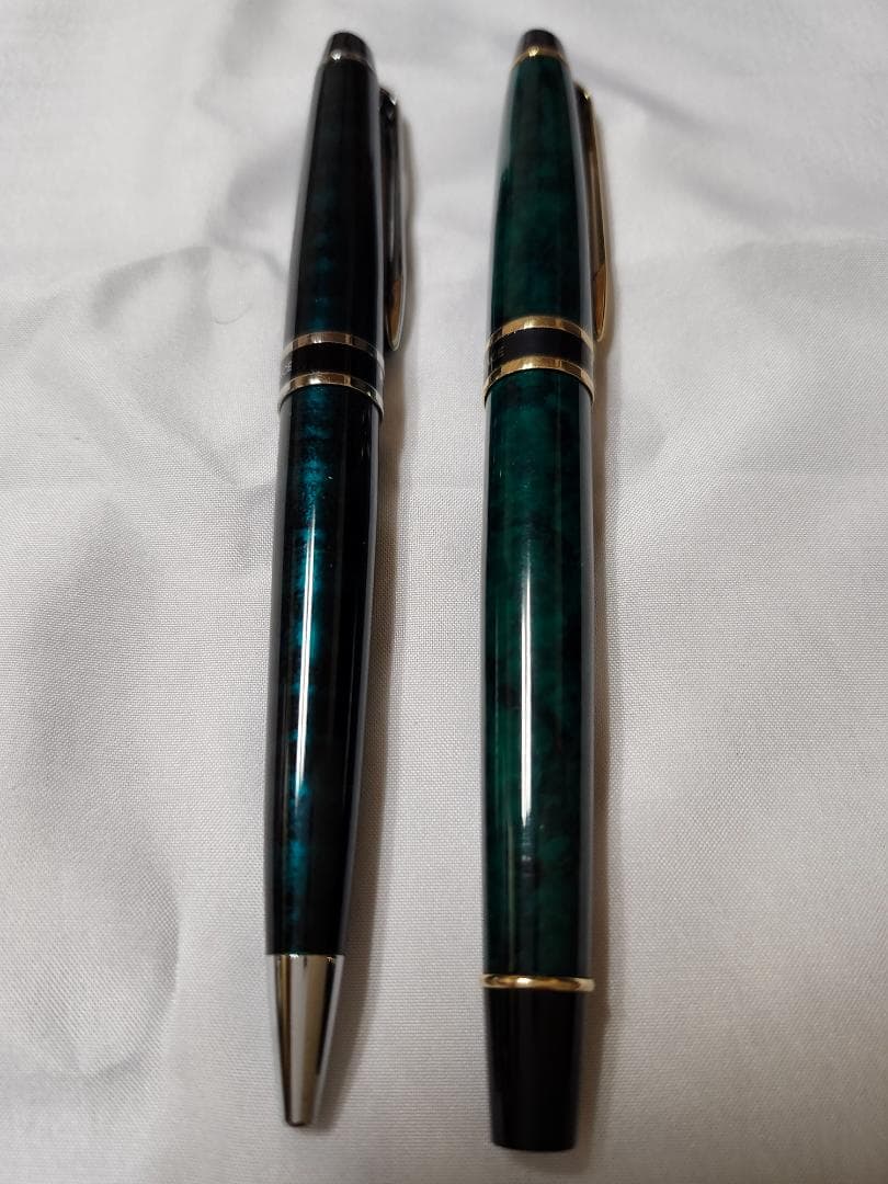 Waterman pen set with dark green and black marble fountain pen and black ballpoint pen from France Paris