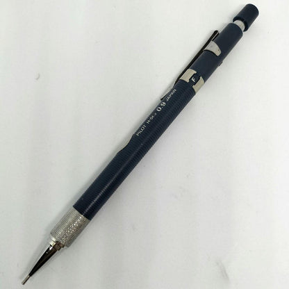 Pilot H-569 0.9mm knock-type mechanical pencil with black barrel and silver clip