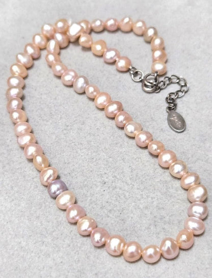 agete pink freshwater pearl silver necklace with 40cm length shown on white background