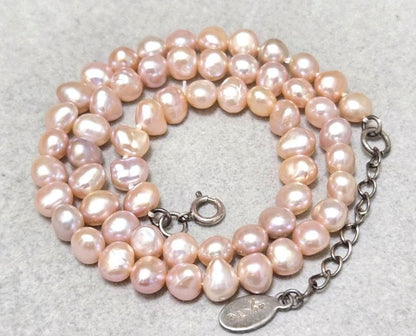 agete pink freshwater pearl silver necklace with 40cm length shown on white background