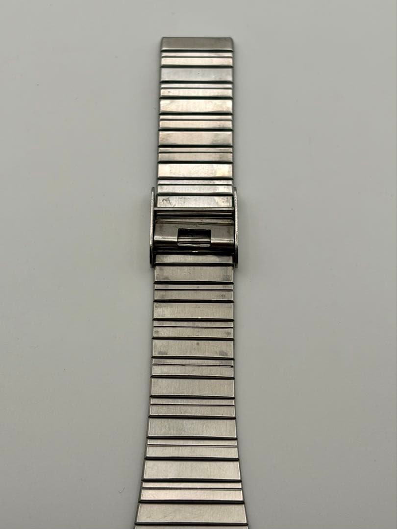 CASIO DB-520 Solar Men's Watch — Japanese