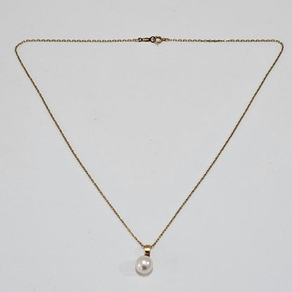1880 Mikimoto pearl necklace with 7.6mm pearls on 18K yellow gold 40cm chain